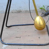 1950s swinging lamppost