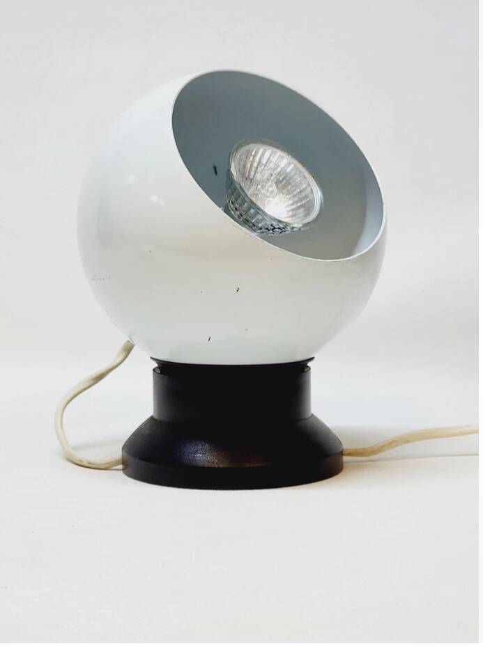 Magnetic ball lamp Horn Lighting
