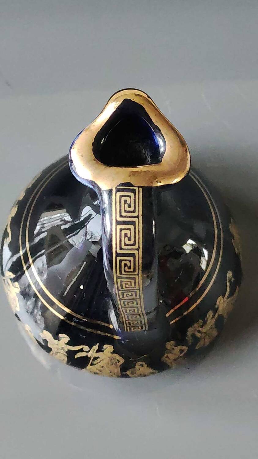 Small cobalt blue collectible greek vase/decor life scenes from greek mythology hand painted in 24c fine gold. 12 x 8 cm