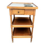 Old refreshing table