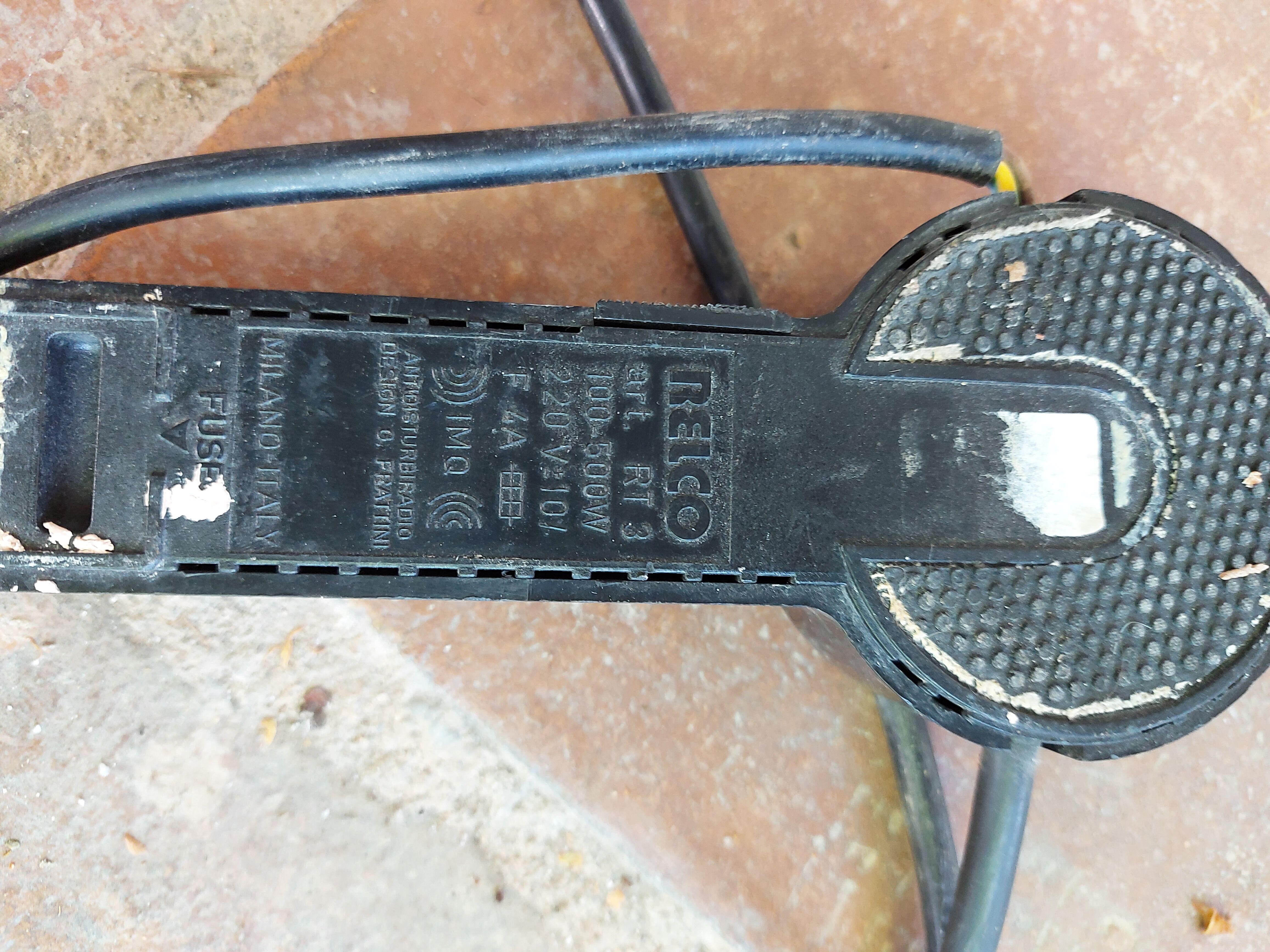 Italian lamppost Relco design Gianfranco Frattini