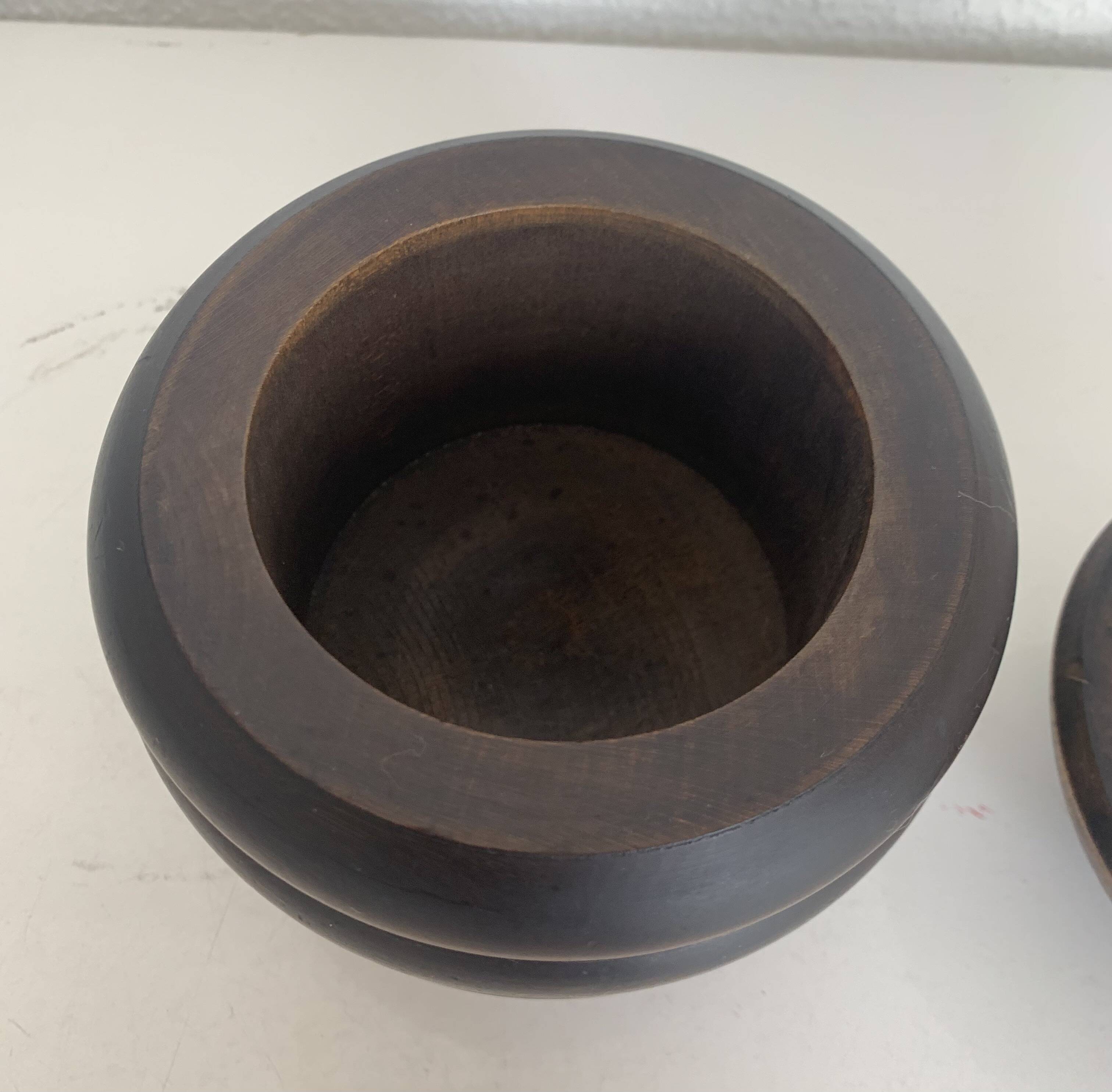Pot à tabac vintage 1930 tabatière bois sculpté pipe - 15 x 12 cm