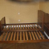 2 twin beds in solid wood in 90 with their slatted box spring