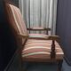 Paire de fauteuils en noyer style Louis XVI