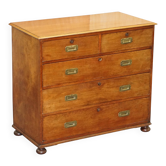 Commode militaire victorienne en noyer patiné