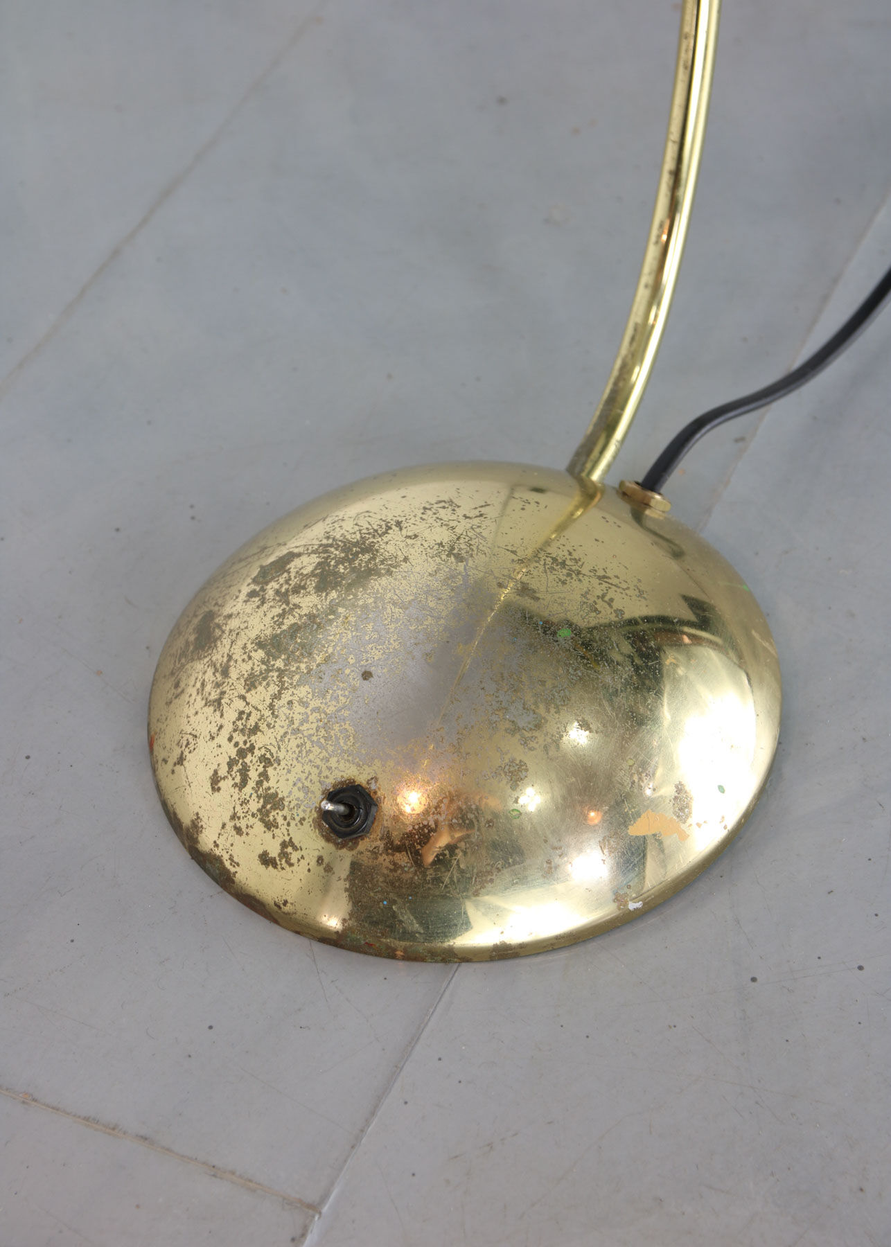 Vintage golden arc table lamp from meblo, 80s