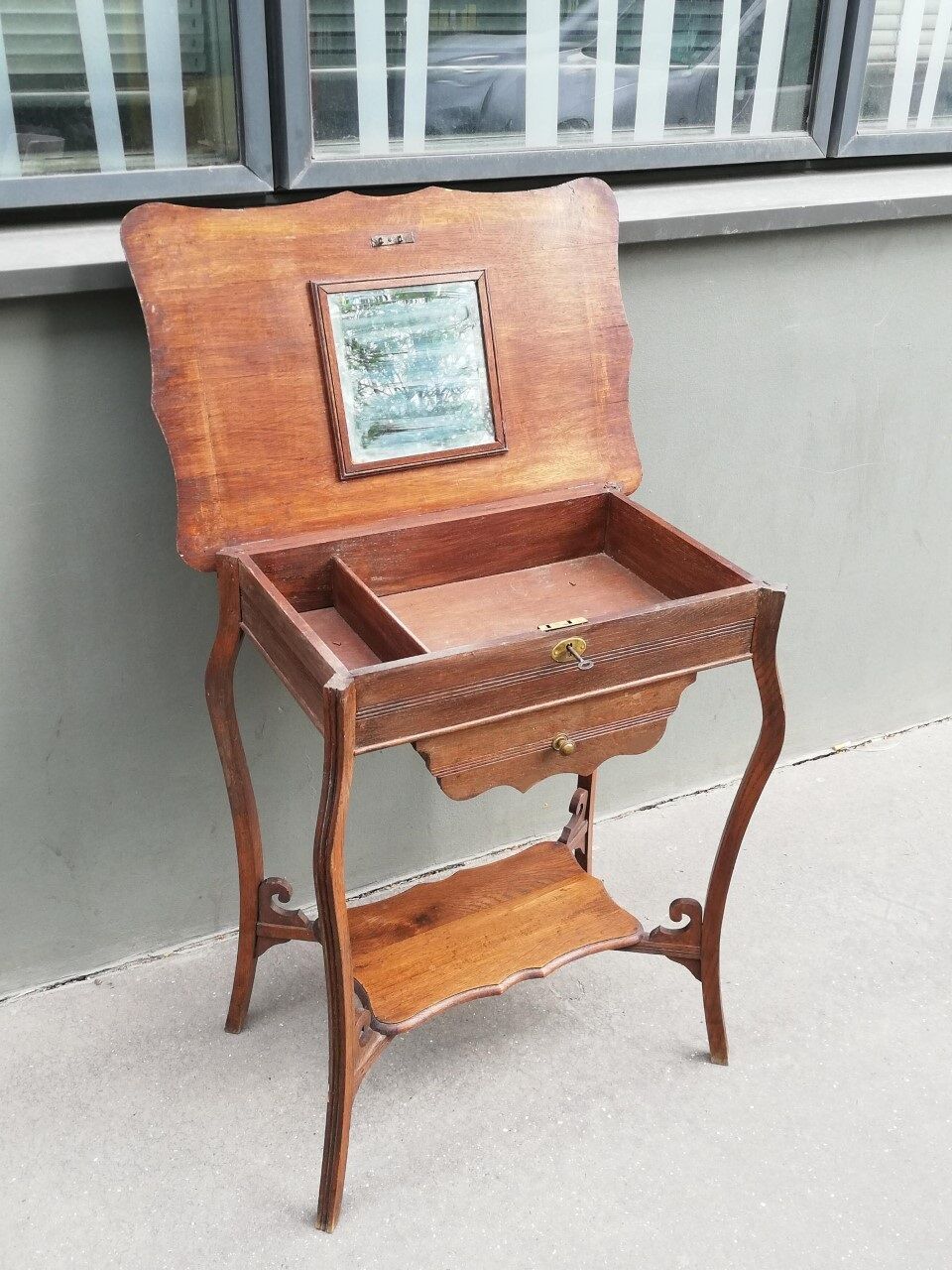 Oak dressing table 1900 Art Nouveau