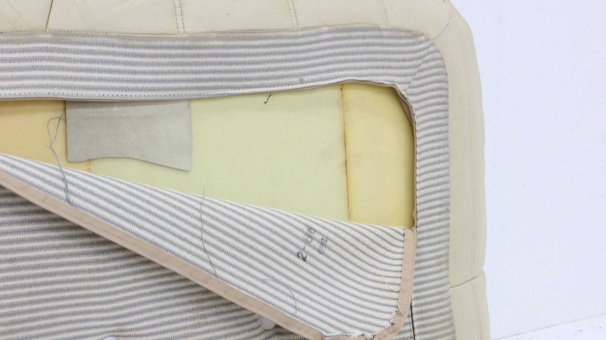 Vintage Togo Ligne Roset 2 seater sofa in leather by Michel Ducaroy