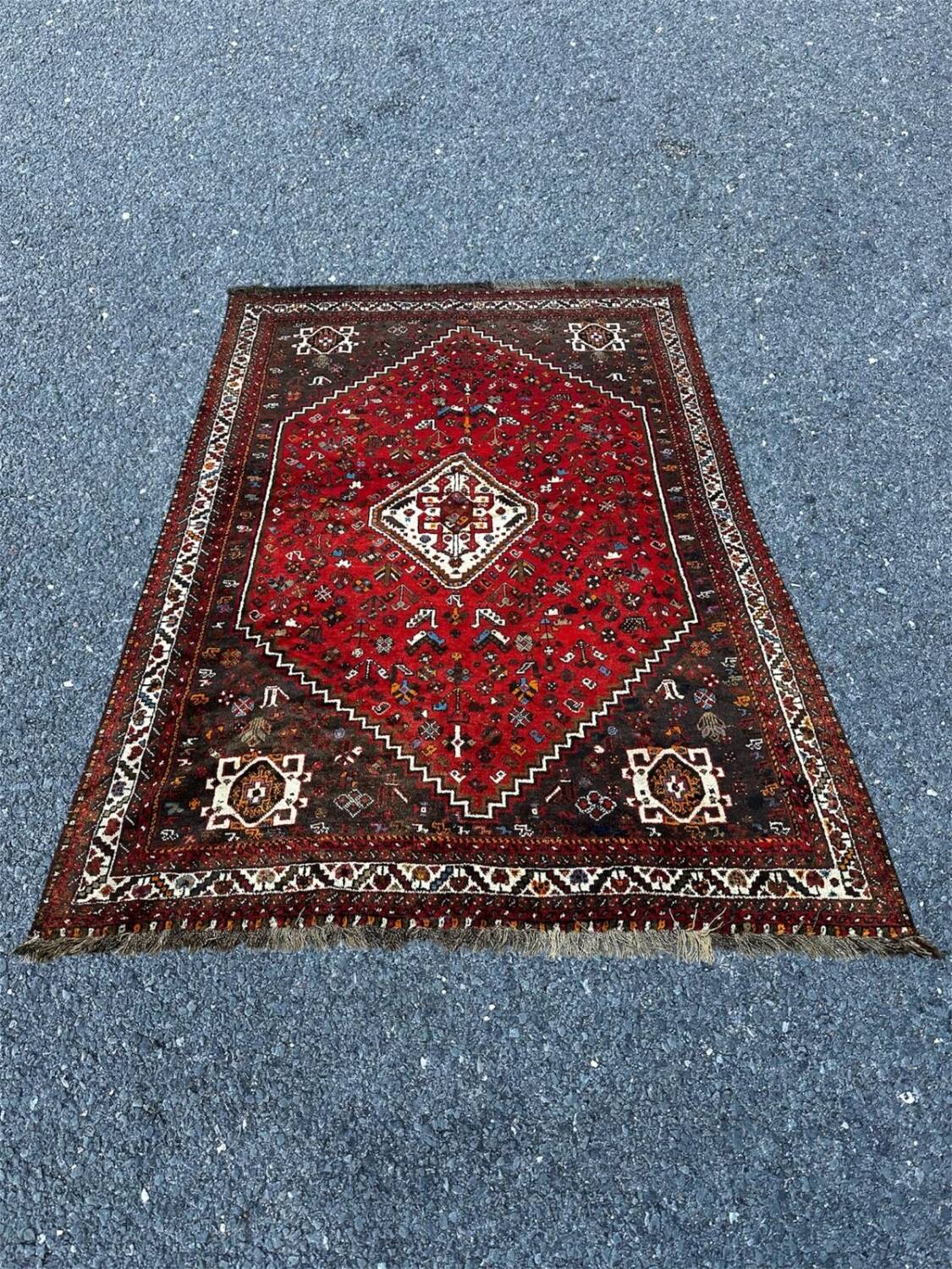 Shiraz Persian Rug