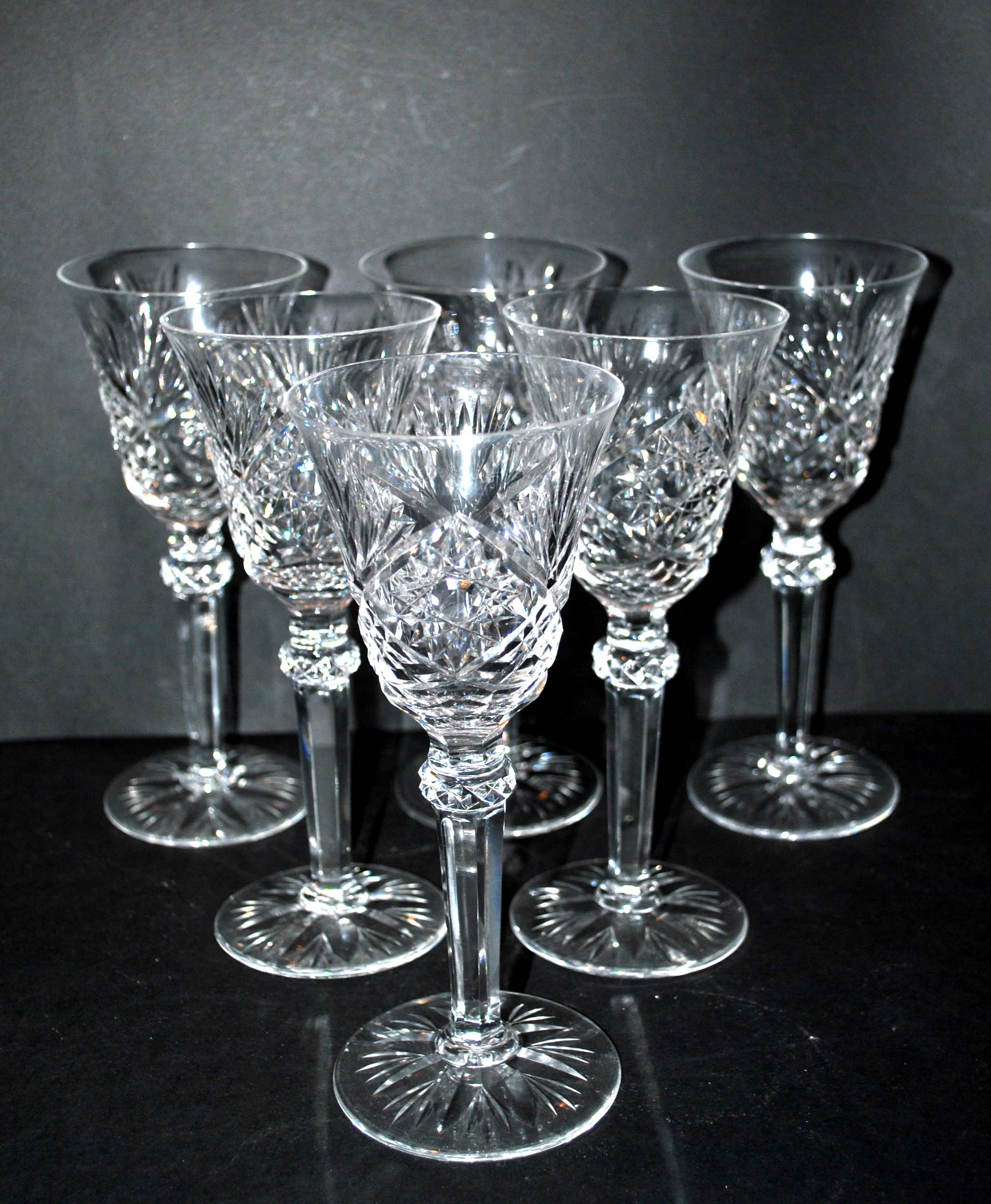 Series of 6 wine glasses in diamond cut crystal Lemberg or Saint-Louis 18cm