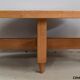 Table de salon en chêne massif, par R. Guillerme et J. Chambron, éditions « Votre Maison » 1960