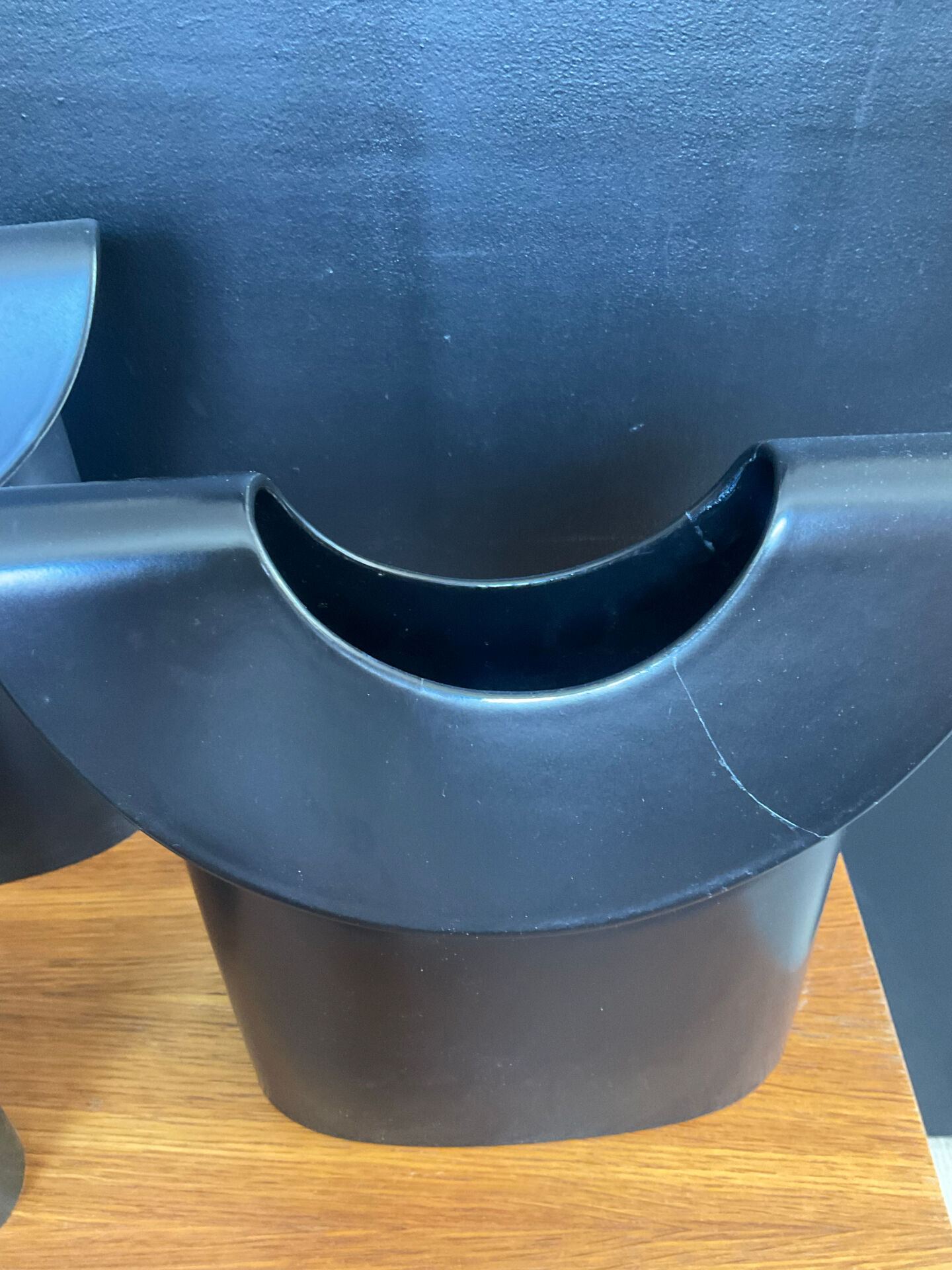 Trio de vases design par Paulus Van Leeuwen