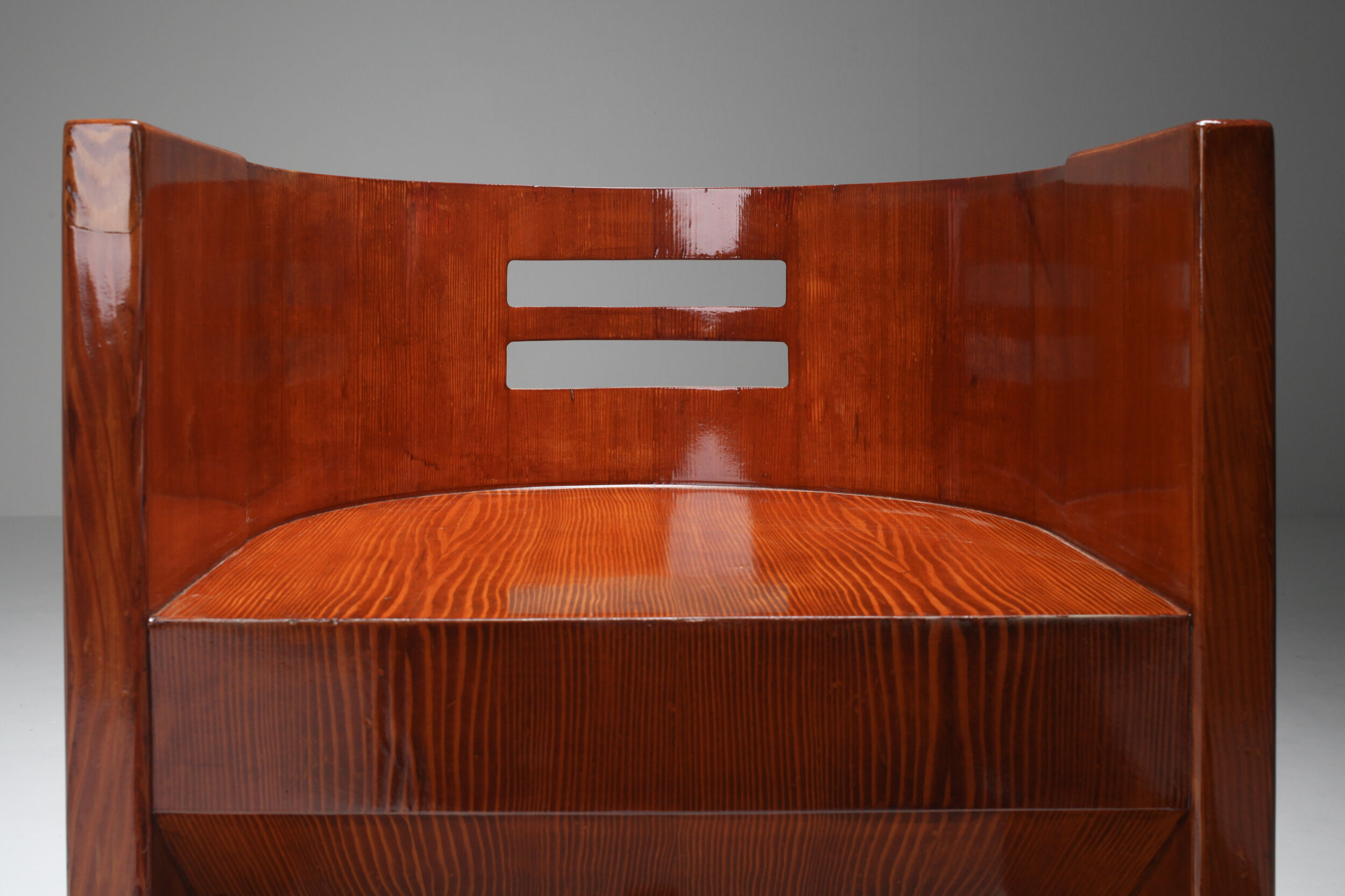 Fauteuil moderniste en acajou - années 1930
