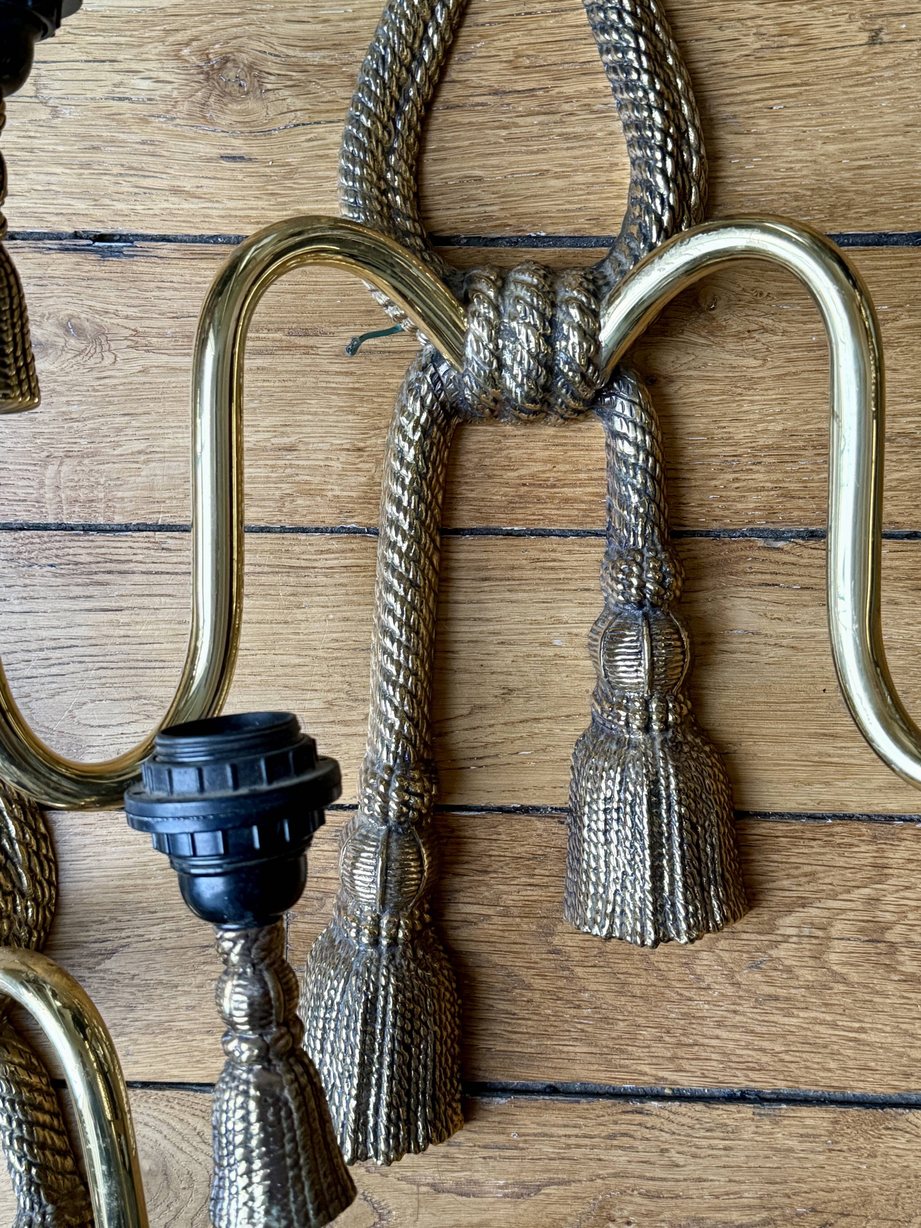 Pair of Valenti Rope and Knot brass wall lights