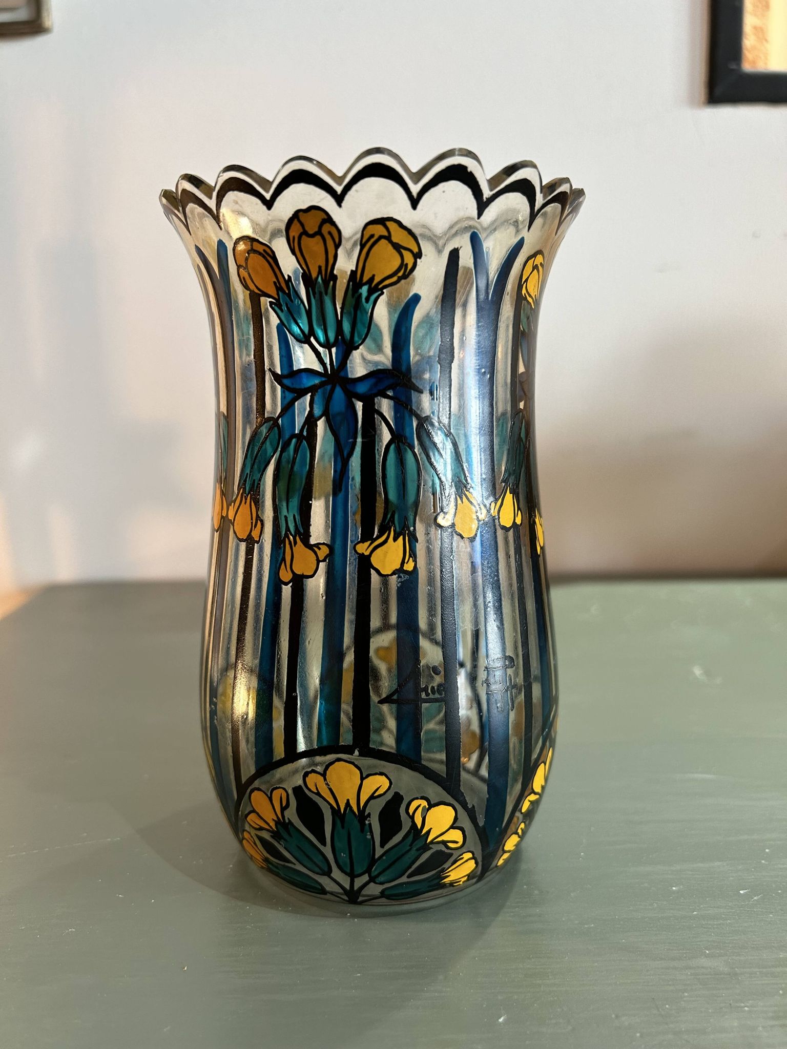 Vase art deco