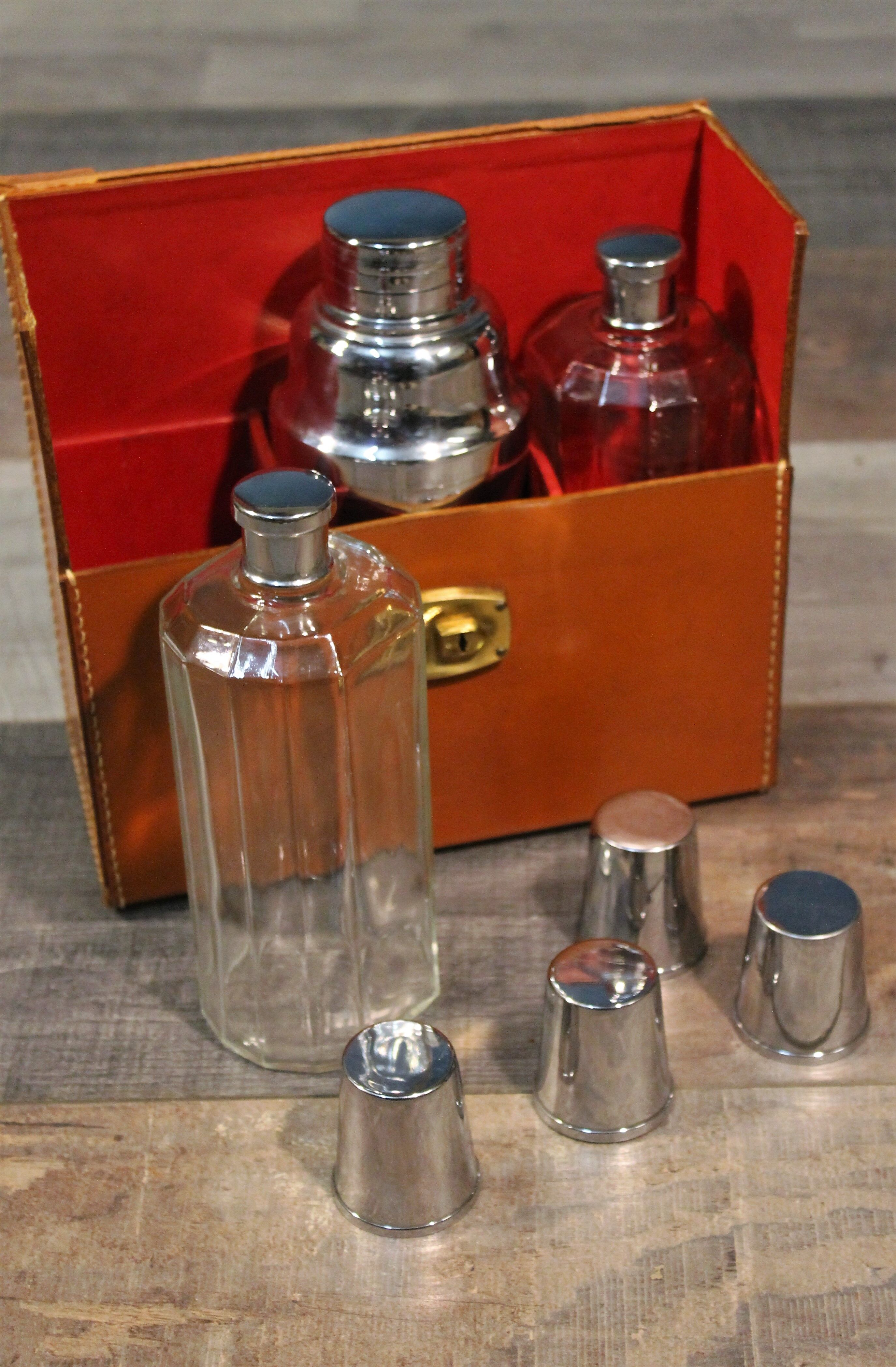 1960s cocktail set