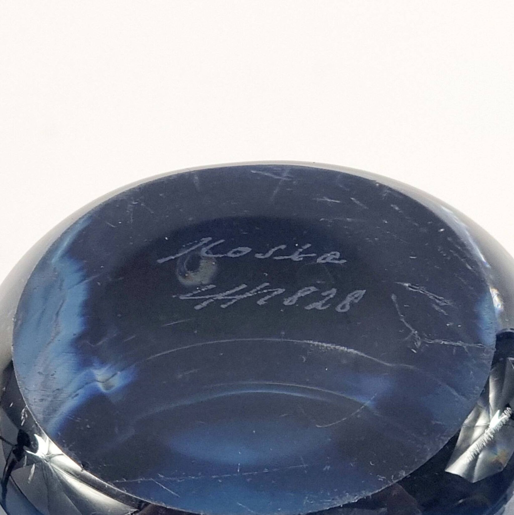 Signed Large Scandinavian Glass Vase by Vicke Lindstrand for Kosta, 1960s