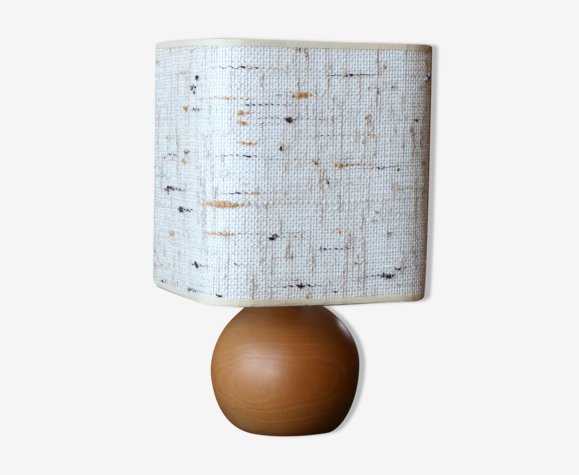 Lampe "boule" en bois blond, abat jour en tissu, années 70