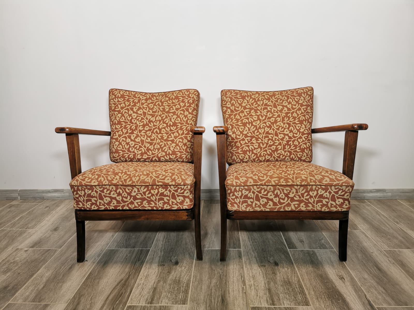 Pair of Thonet armchairs