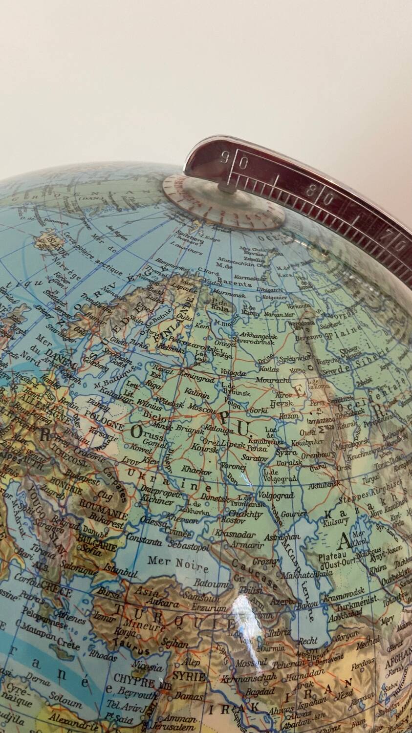 Very large luminous terrestrial globe Hercules 1960