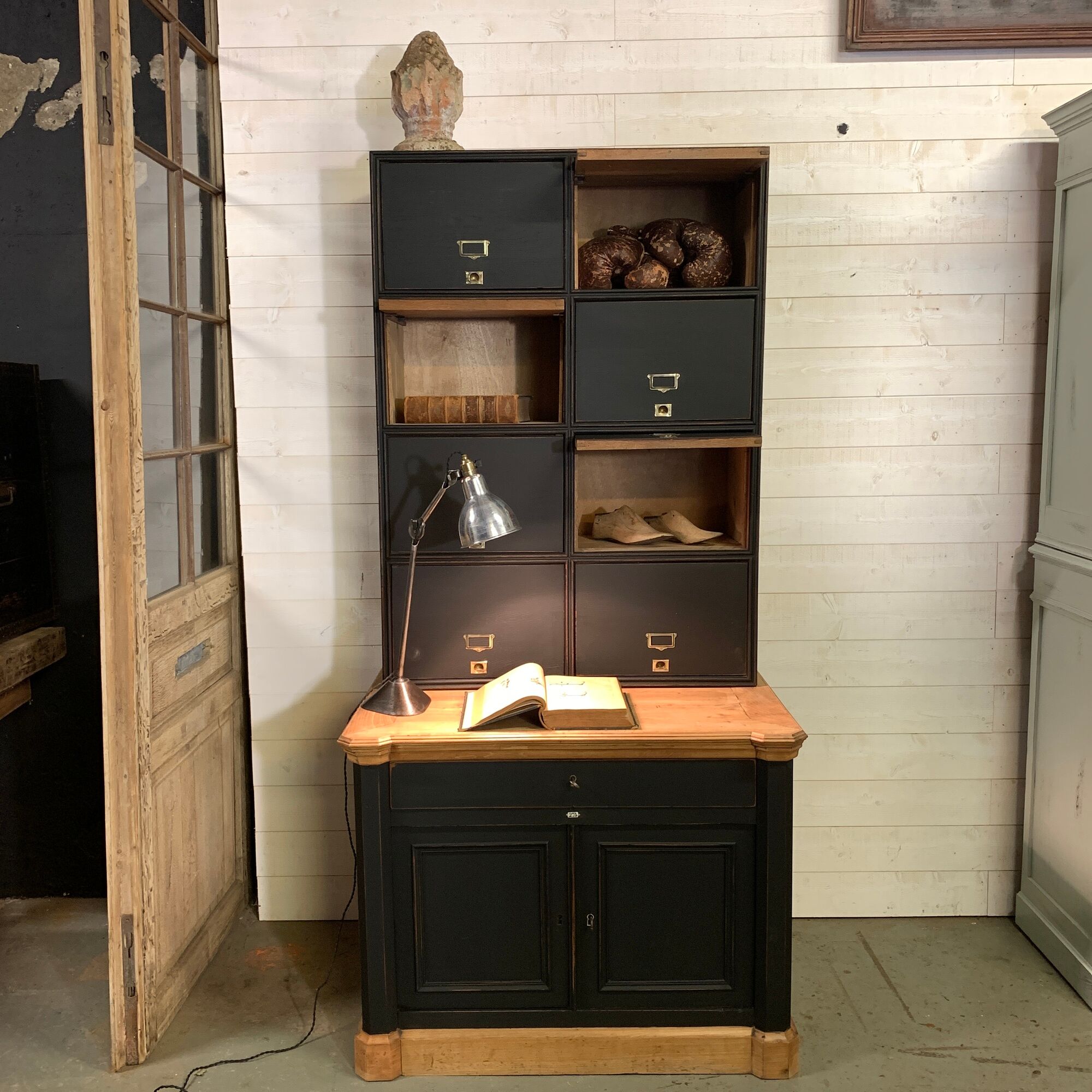 Former furniture by trade two notary bodies 1930