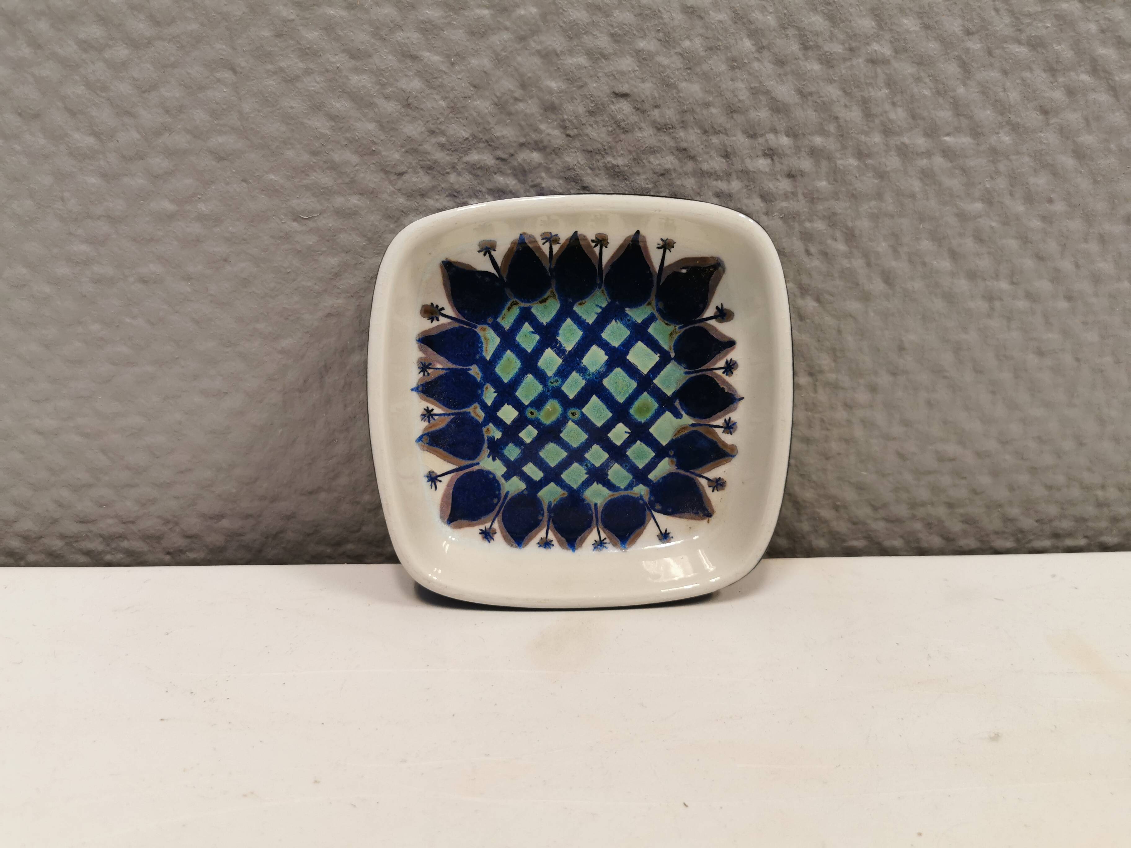 Small Faience bowl from Aluminia Denmark