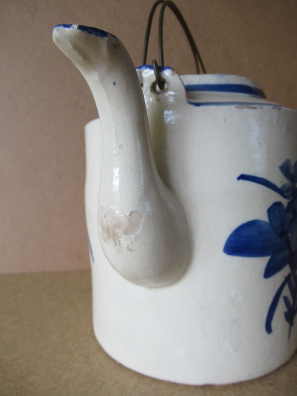 Ancienne theiere en porcelaine de chine bleu & blanc fin xixème