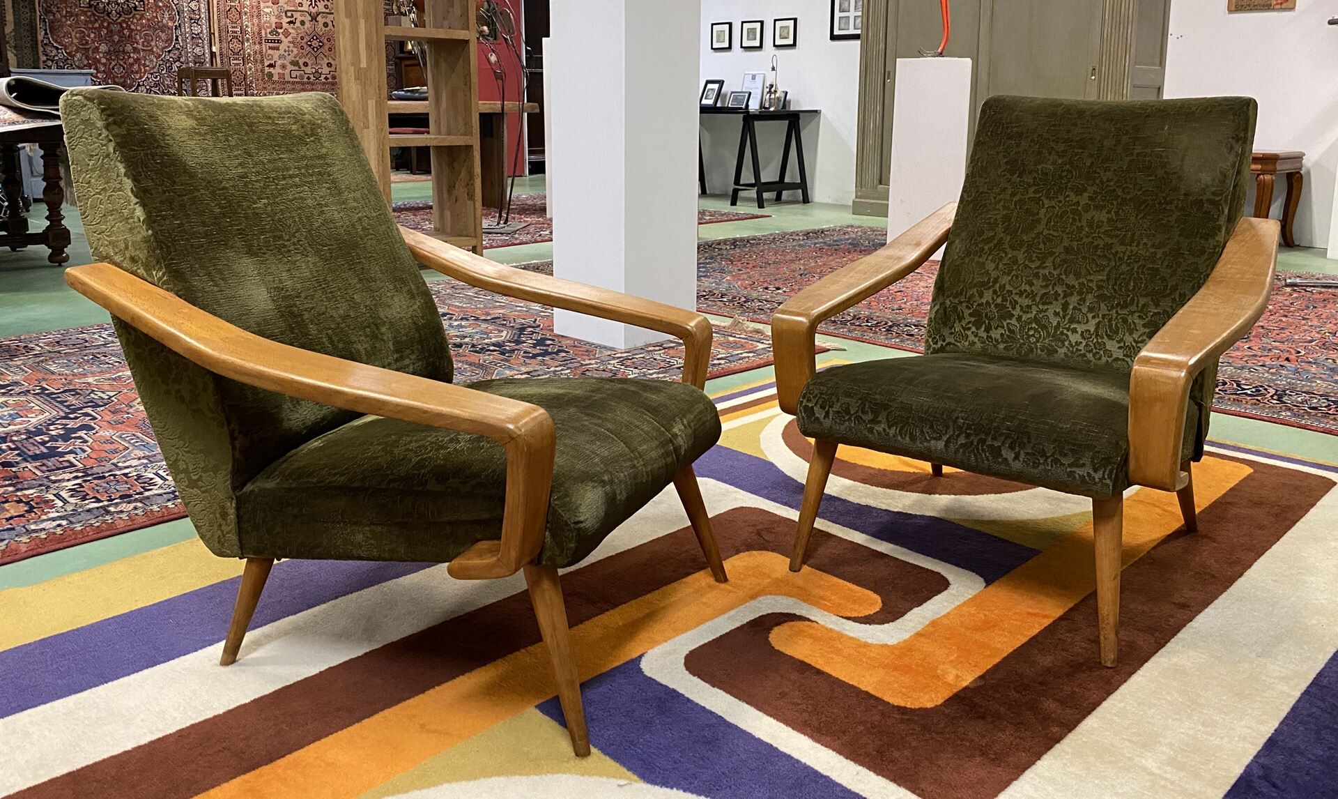 Pair of 70-foot compass chairs