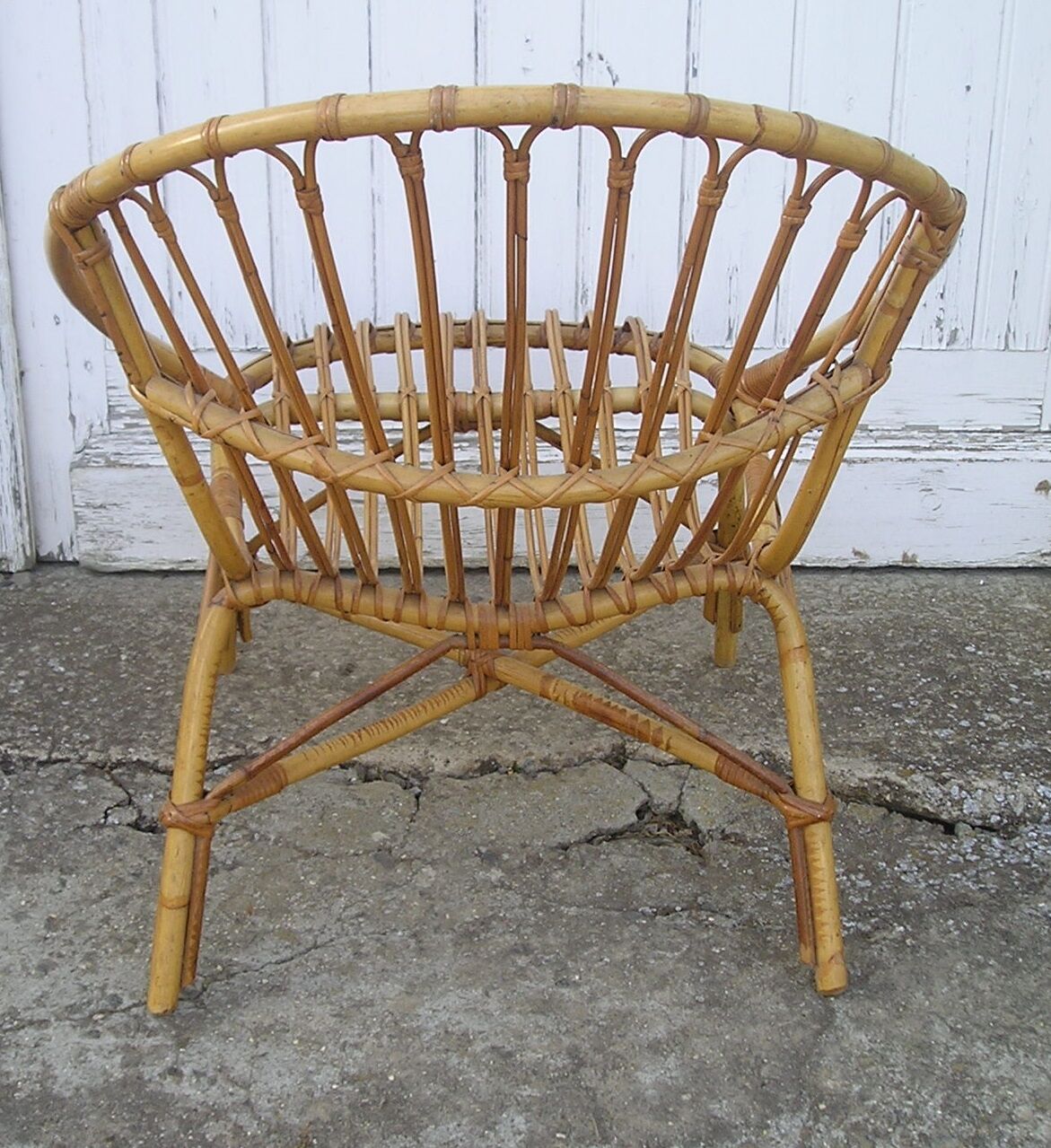 1970 wicker shell armchair
