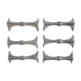 Silver knife doors