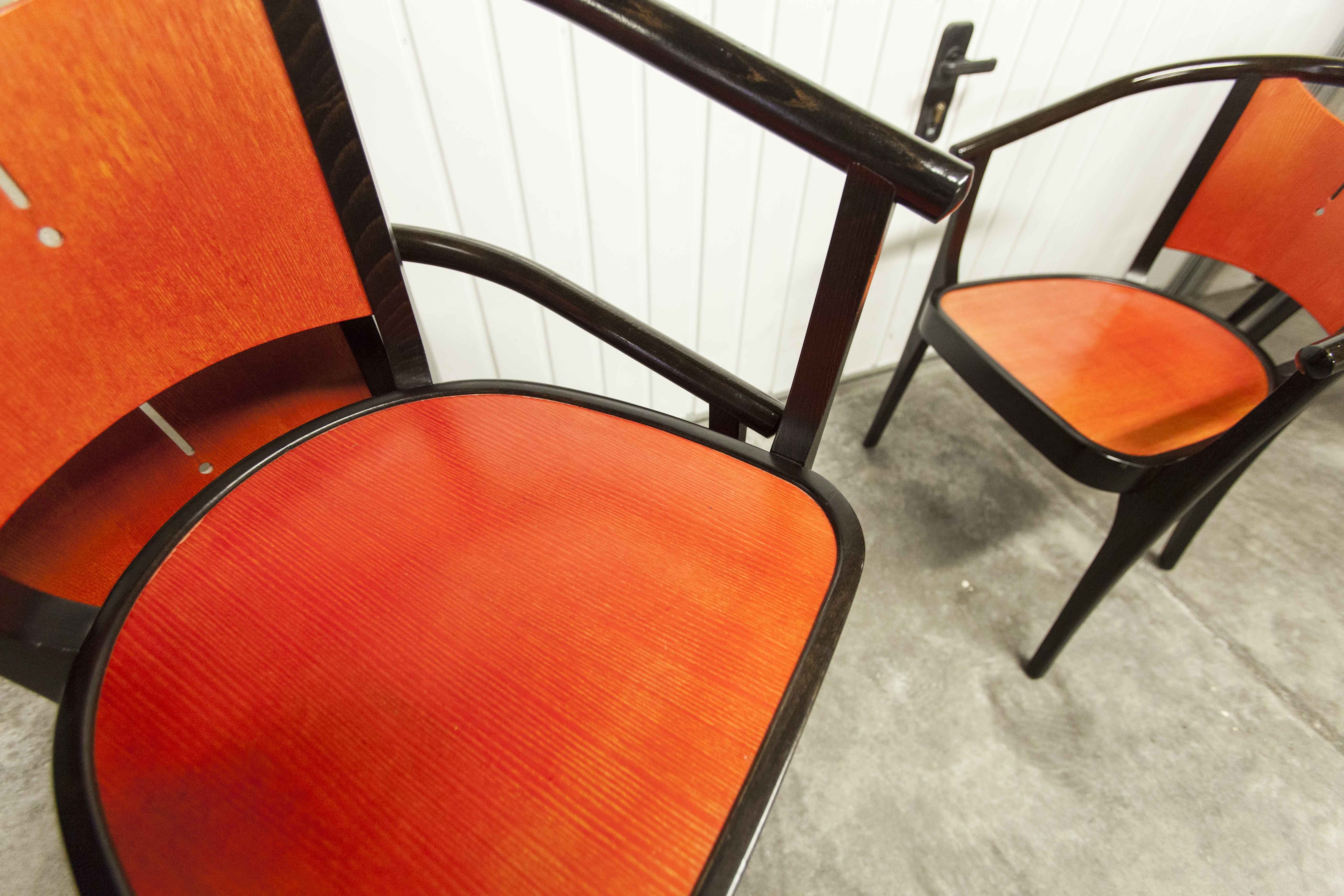 Table and 6 armchairs Baumann Diese, design Pagnon Pelhaître, Wenge color and red,