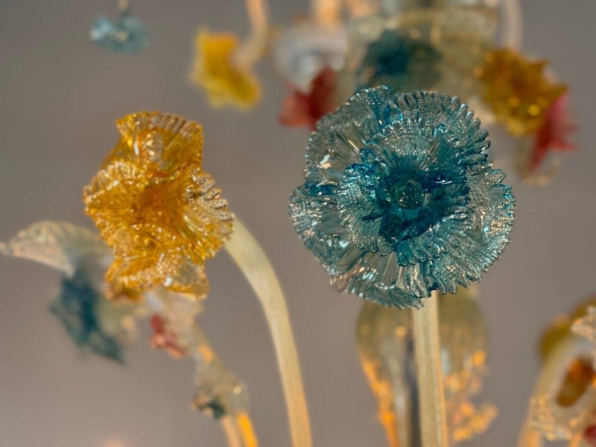 Venetian chandelier in multi-colored Murano glass, 11 light arms on two levels circa 1880