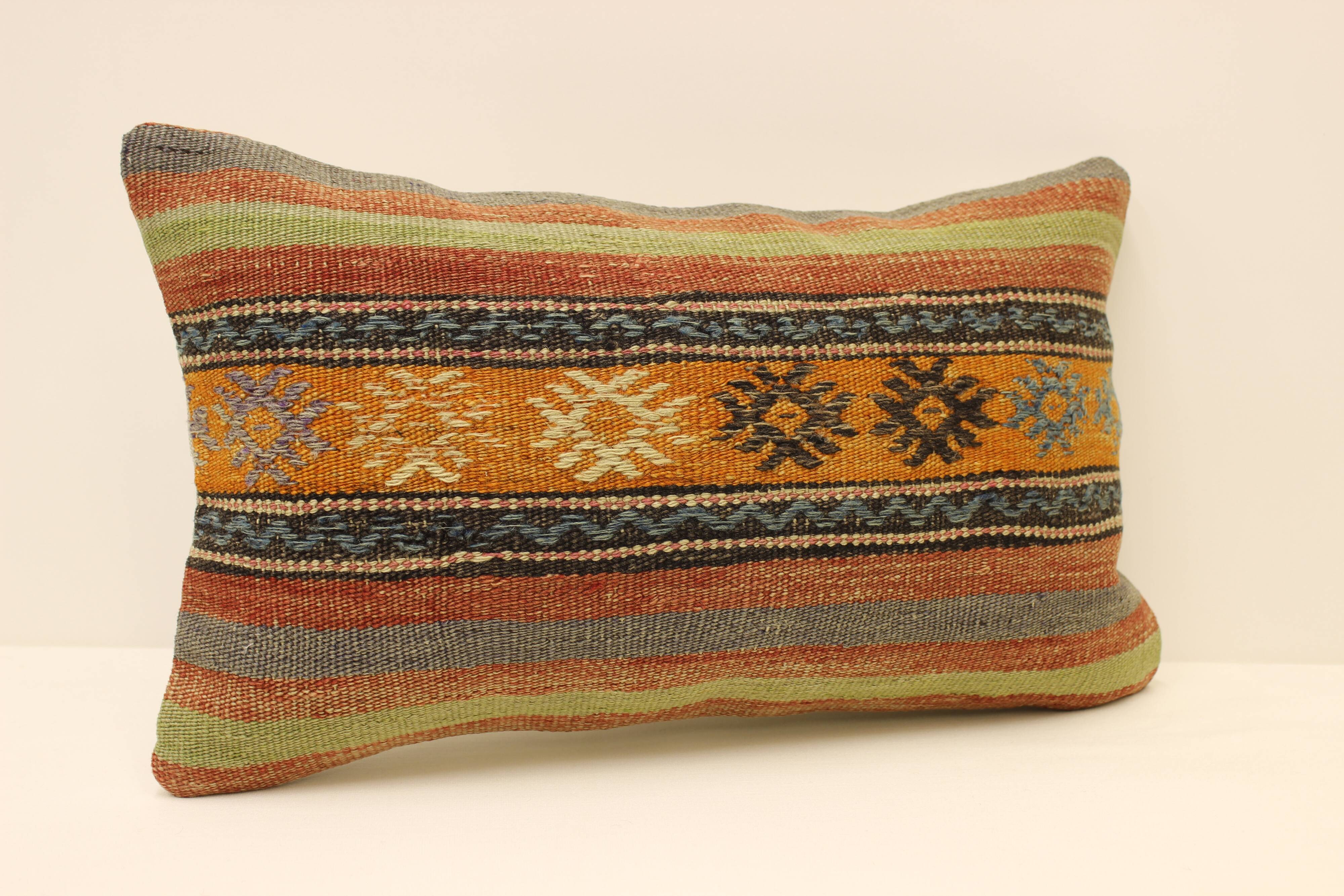 Coussin kilim 30x50 cm