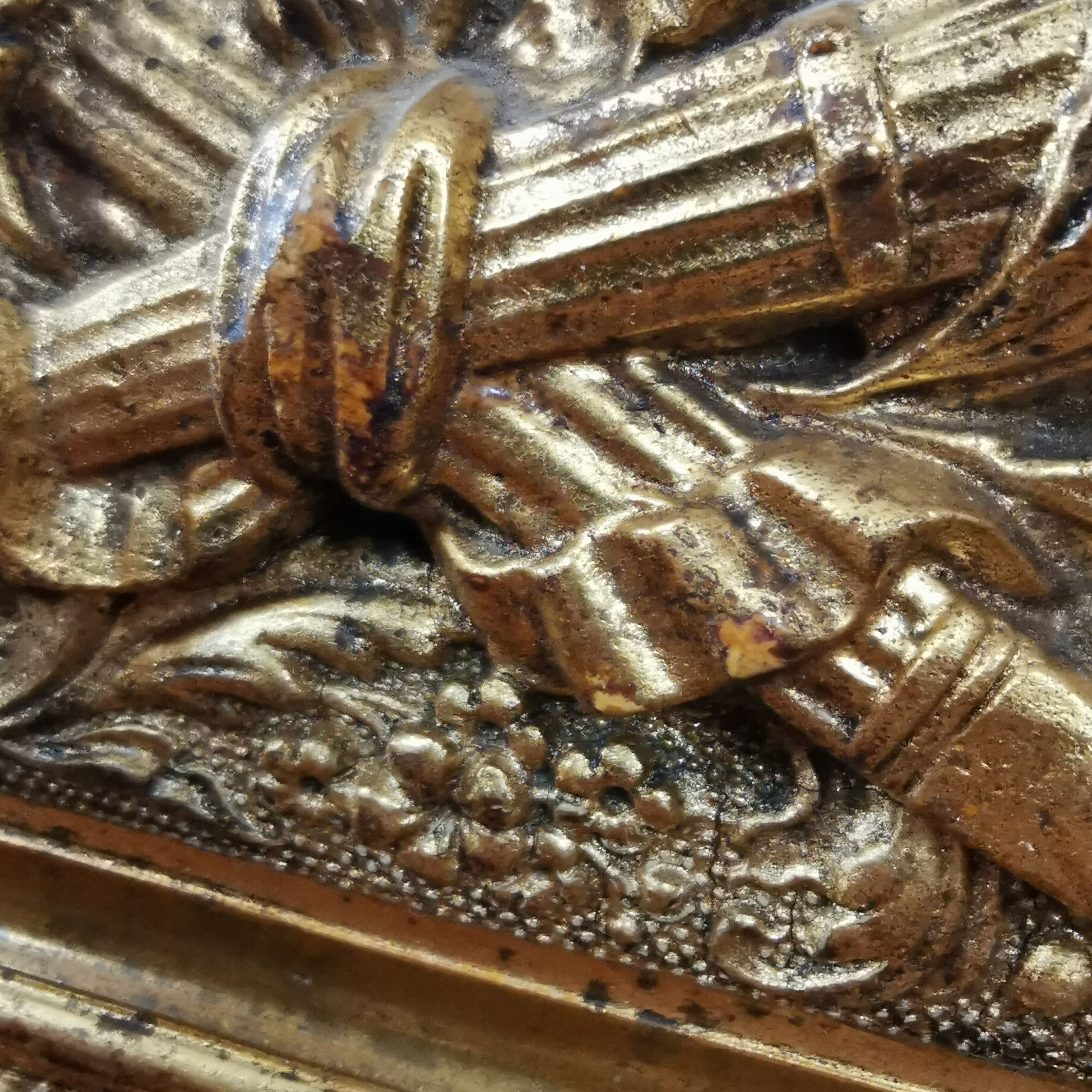 Antique gold leaf mirror 108 x 68 cm