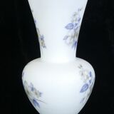 Vintage vintage floral decoration opaque glass vase 50 years