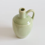 Bottle with handle