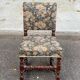 Chaise vintage Louis XIII bois massif et tissu