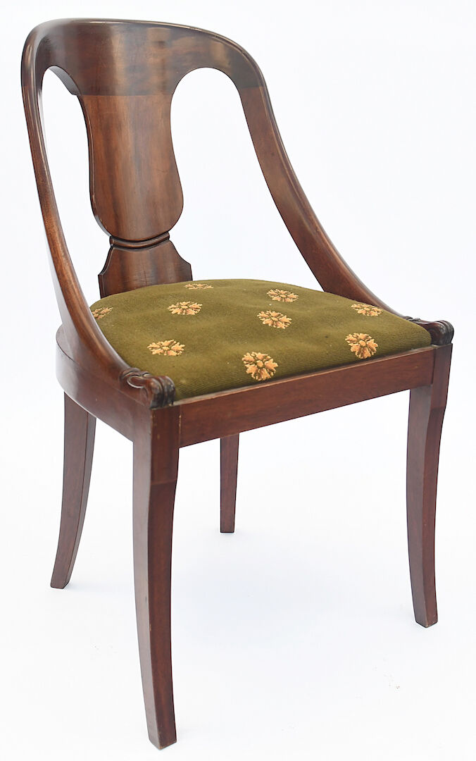 Chaise gondole de style Empire