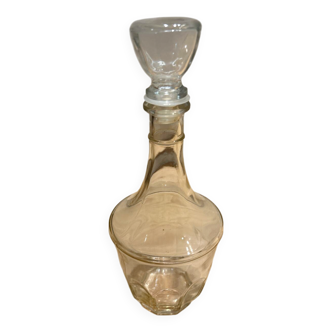 Glass carafe