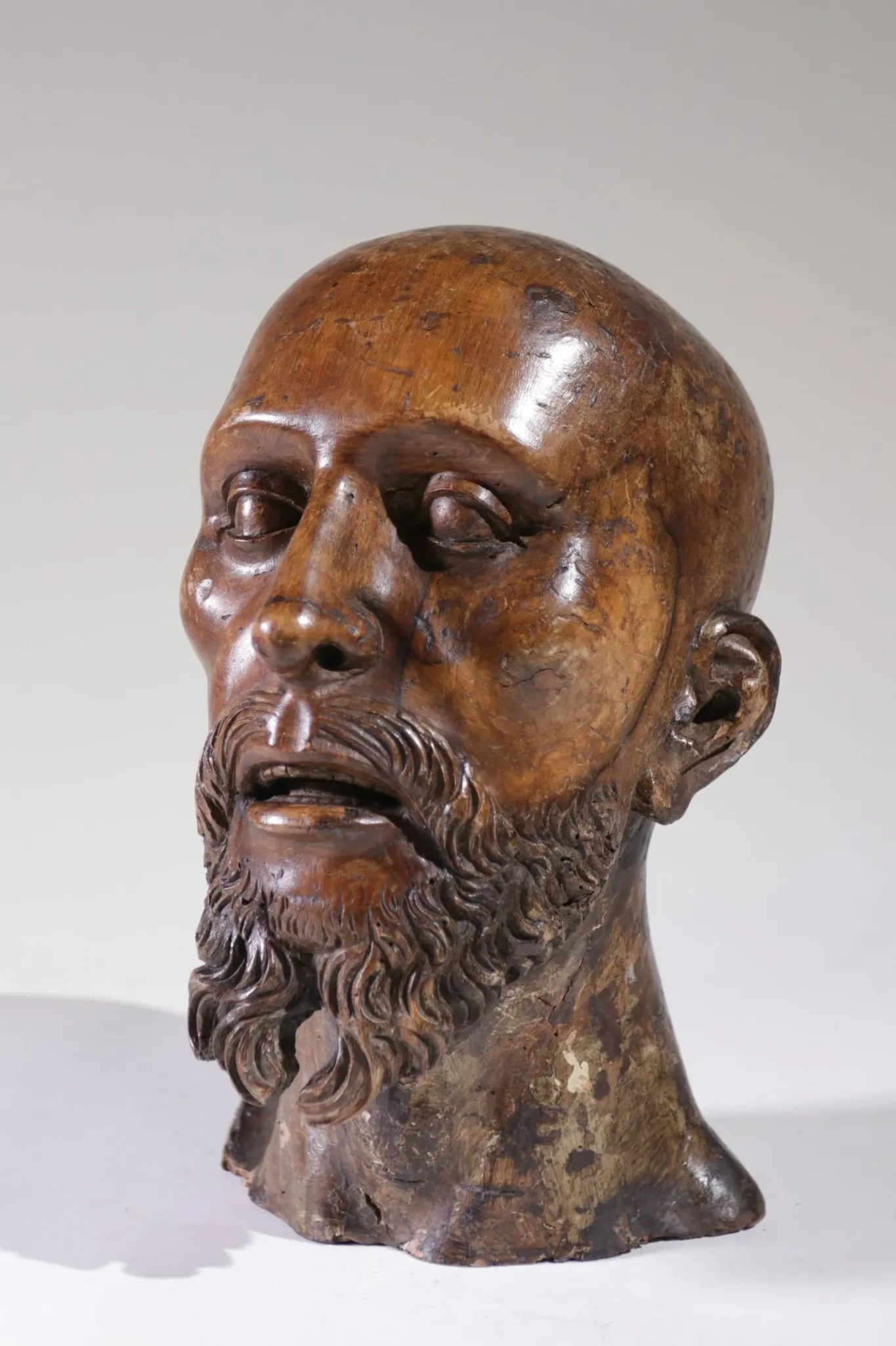 Life-size carved wooden man's head – Southern Europe, circa 1700