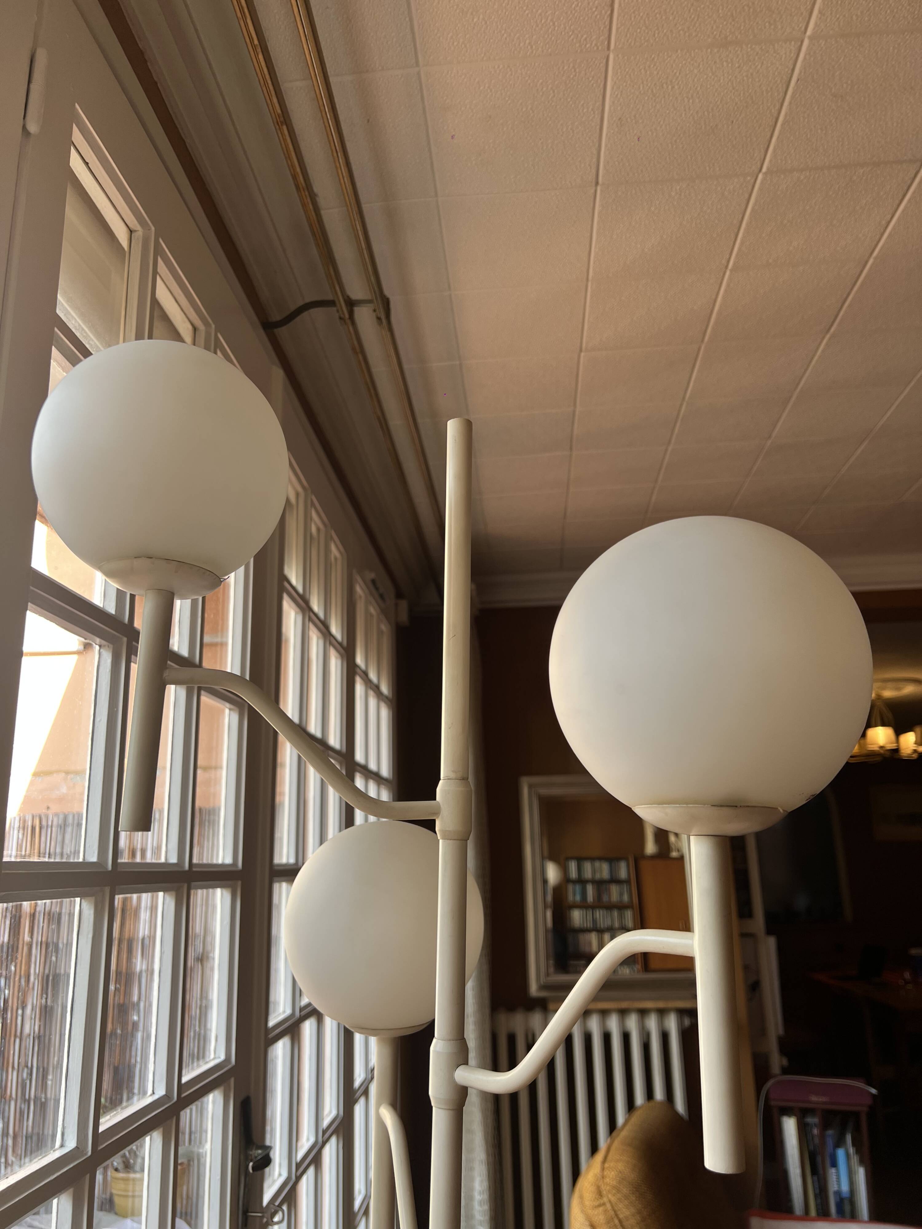 White floor lamp from the 1960s by Monix Editions.