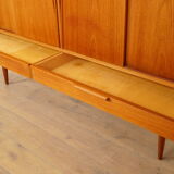 Vintage cabinet | Danish design | sliding doors | Gunni Omann | 180 cm