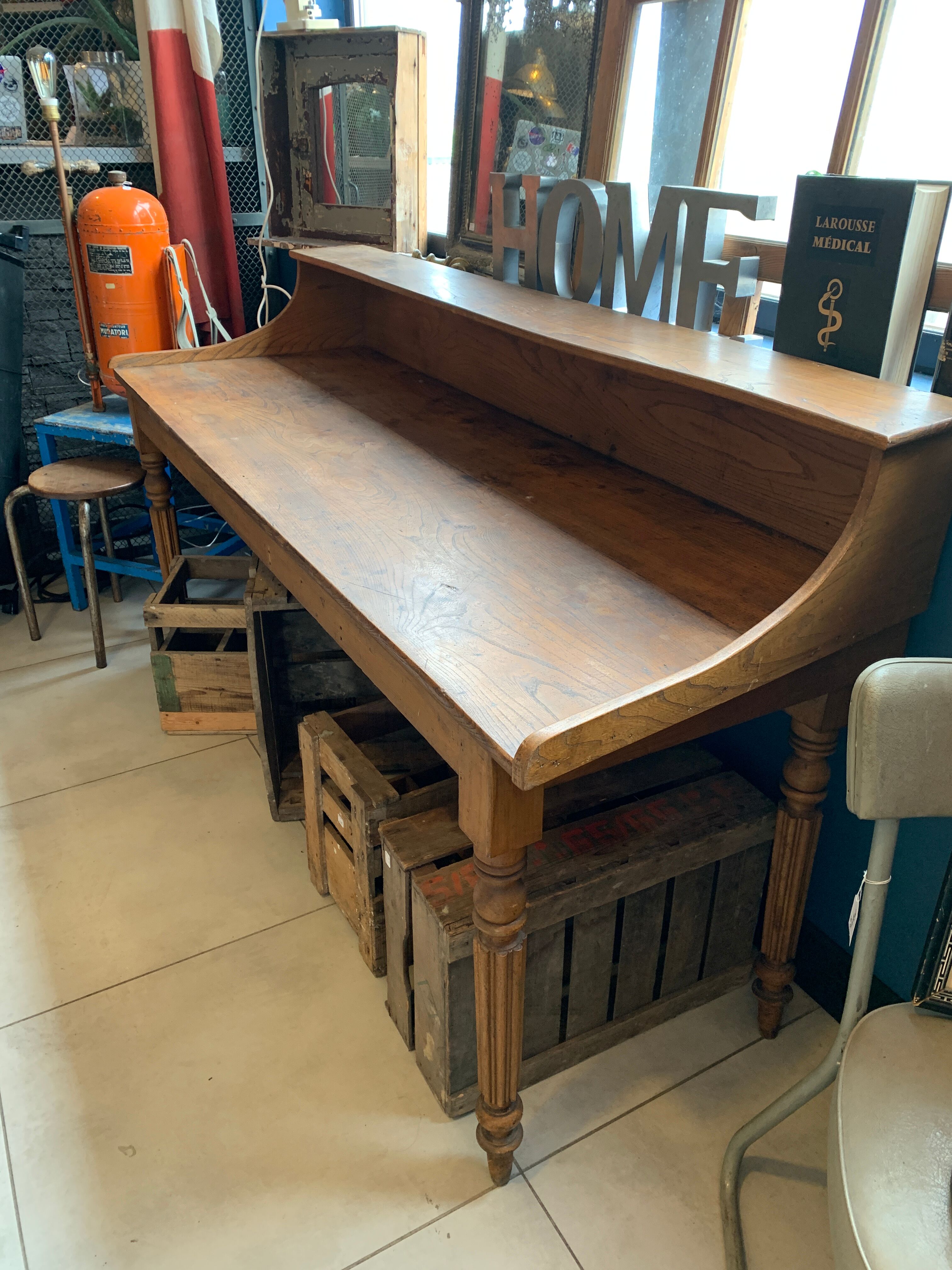 Trade table / office