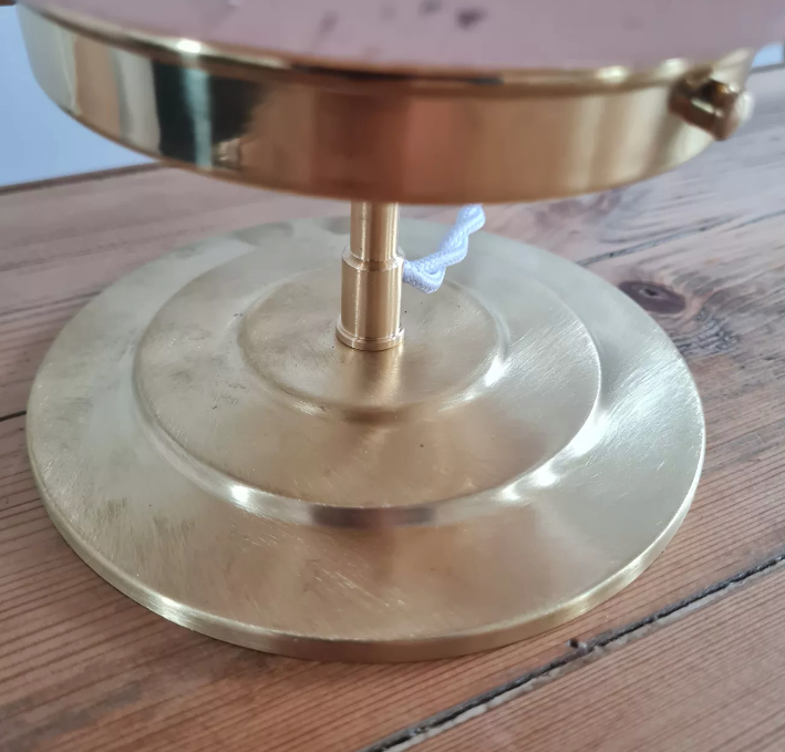 Table lamp in pink Clichy glass