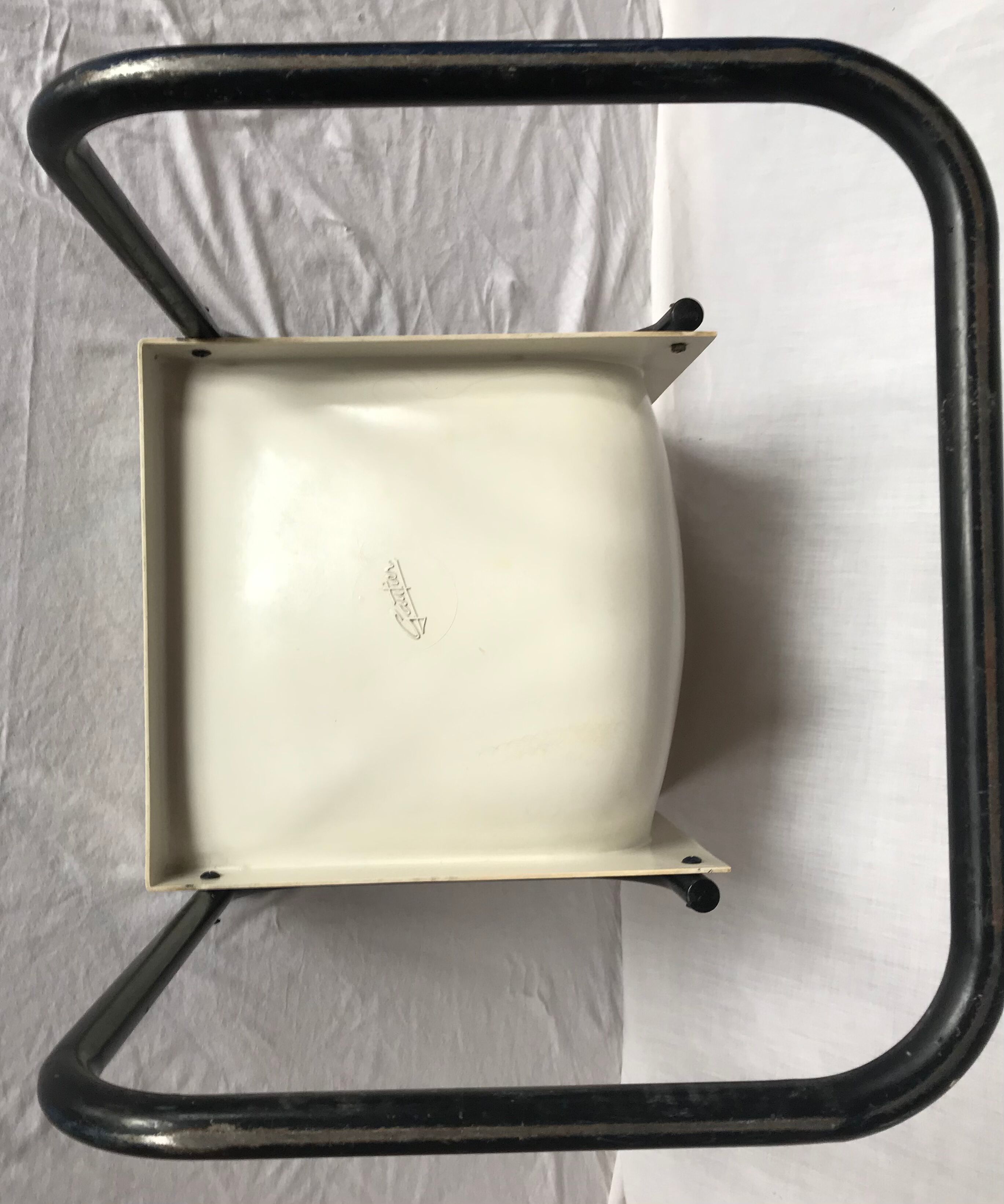 Monocoque chair Meubles Gautier 1970