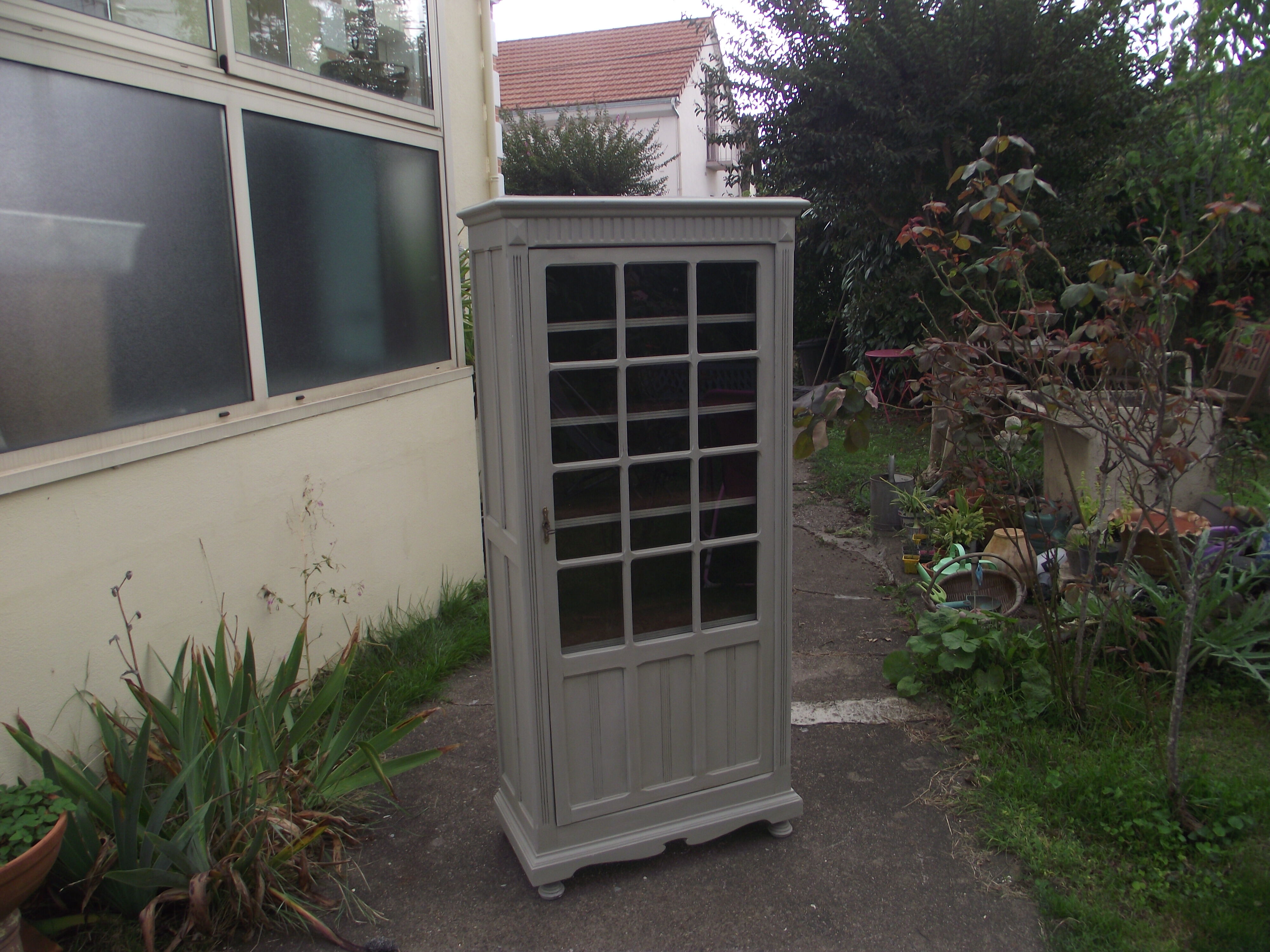 Parisian glazed wardrobe