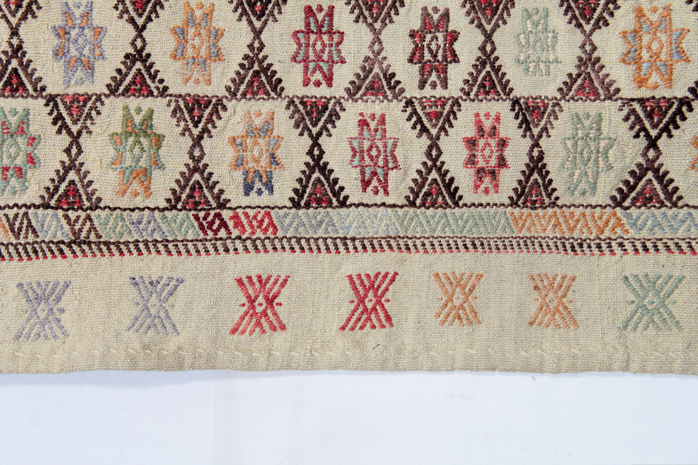 Handwoven antique turkish kilim rug 142x235cm