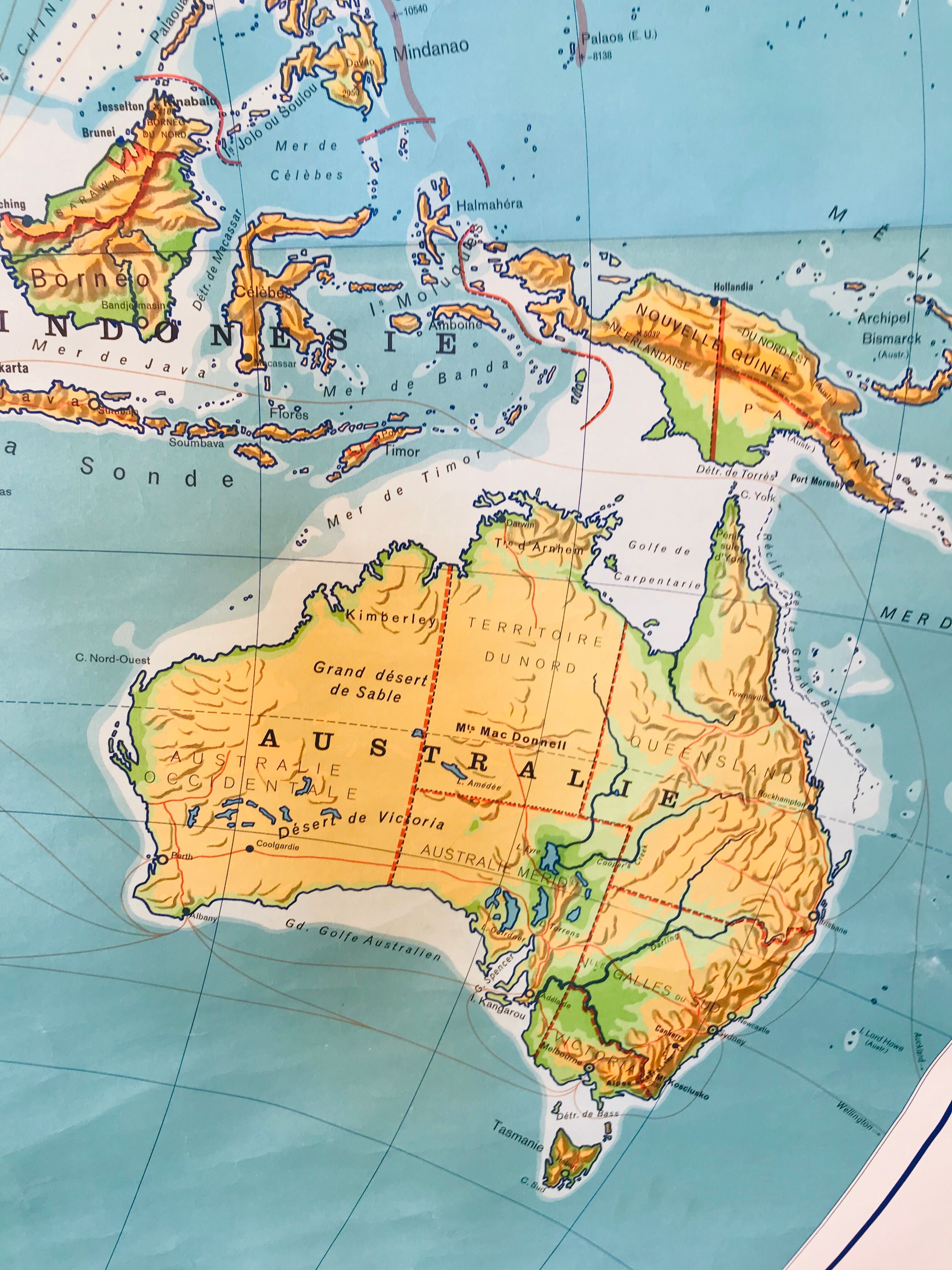 Carte d'école vintage du Hemisphere Oriental