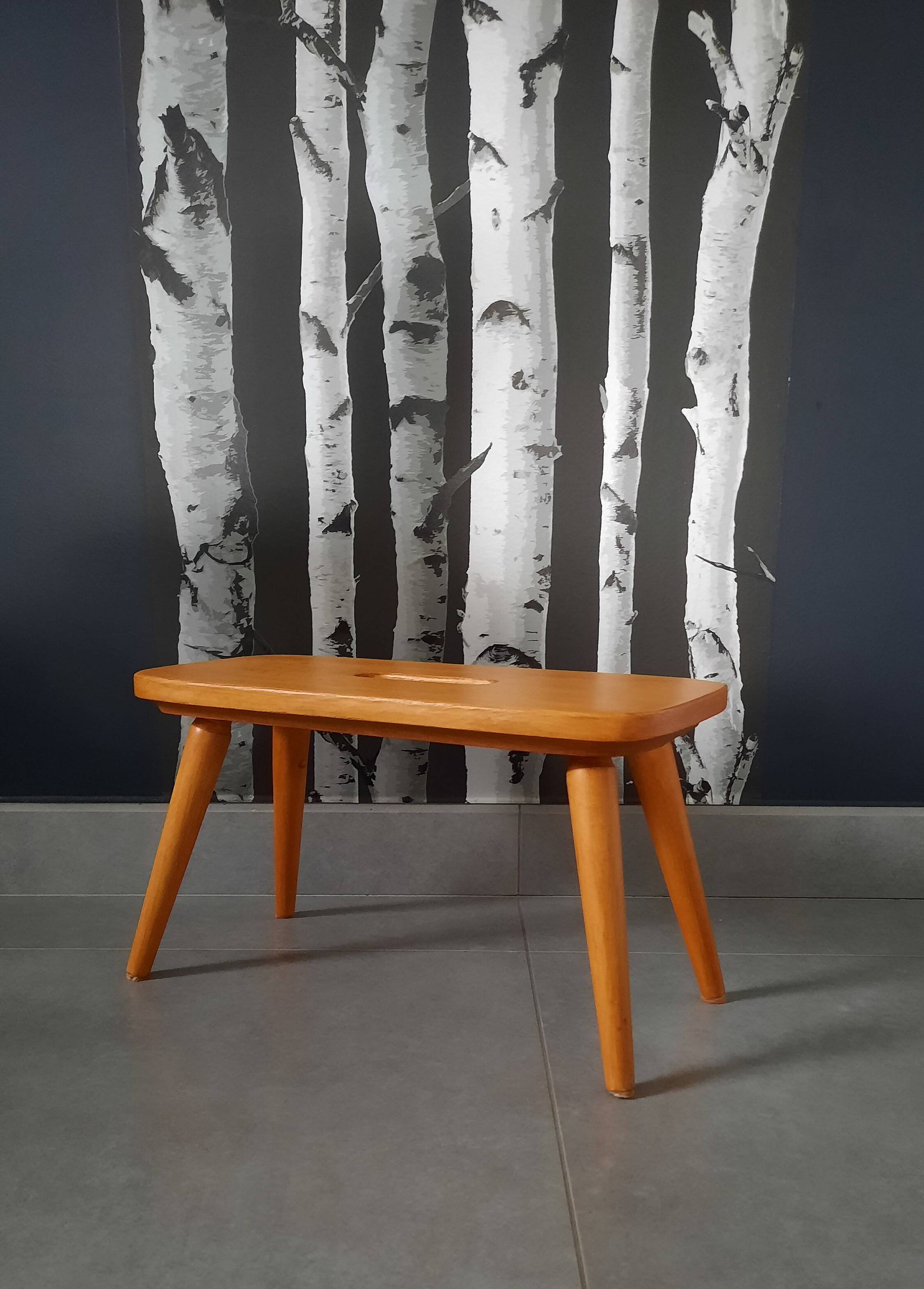 Mini stool with compass legs