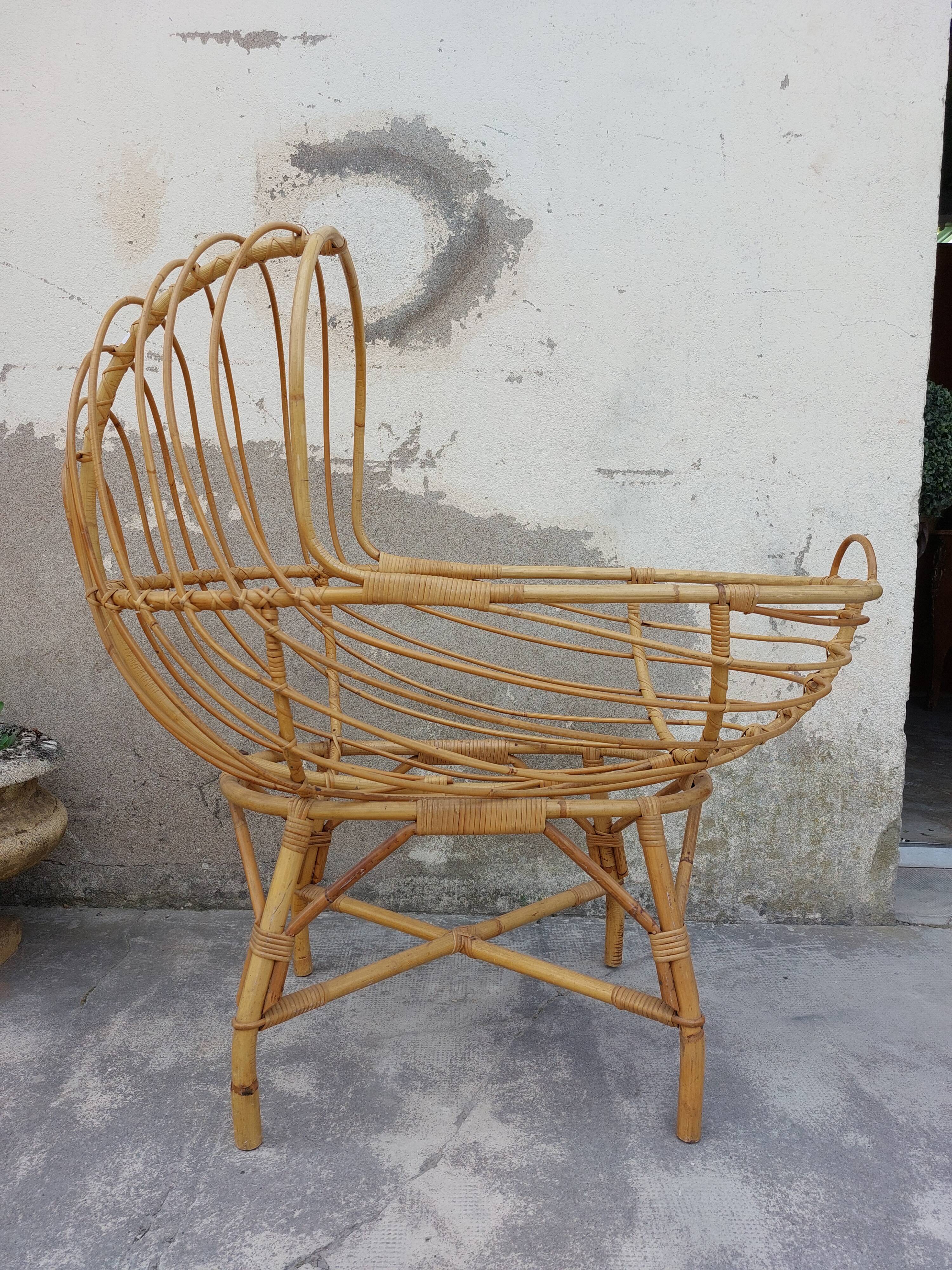Vintage rattan cradle 1950